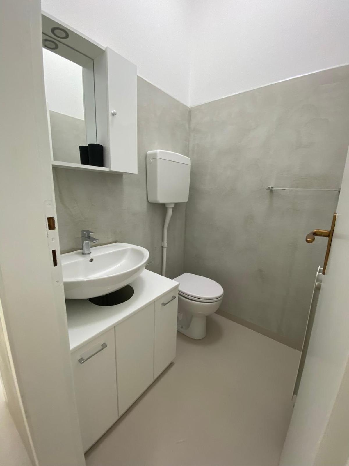 Ampio Appartamento In Posizione Strategica Rimini Exterior foto